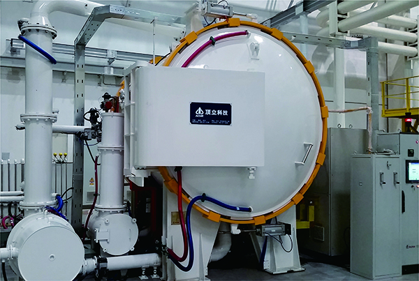 真空裂解爐.jpg 真空裂解爐.jpg