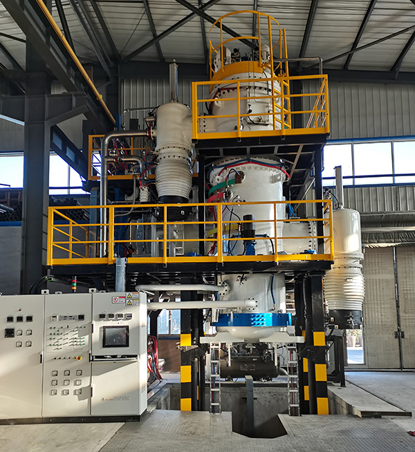 立式底裝料真空氣淬裝備.jpg 立式底裝料真空氣淬裝備.jpg