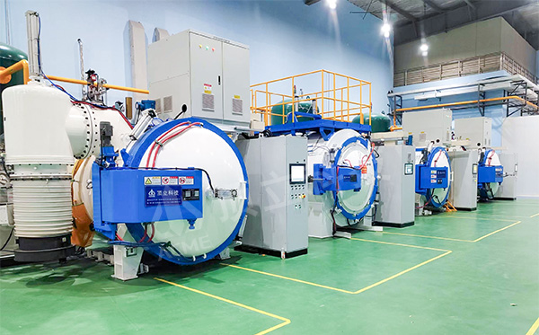 真空熱處理爐.jpg 真空熱處理爐.jpg