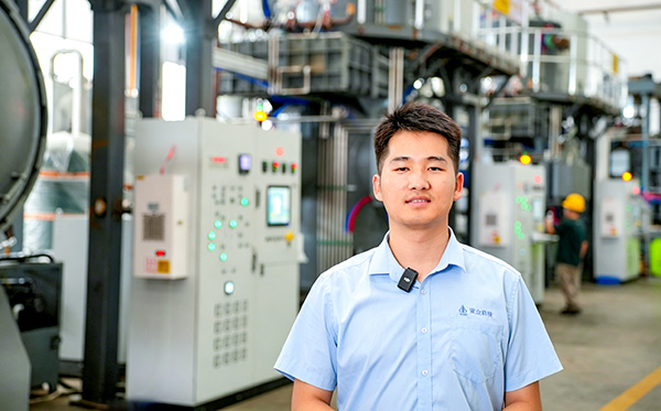 胡陽春.jpg 胡陽春.jpg